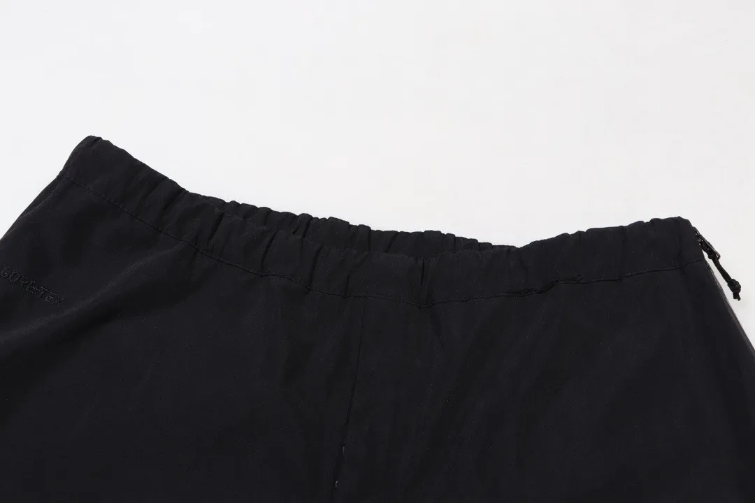 Quality 22FW Arcteryx Beta Pants ， ， ！ ， ！ ， ，GOER TEX ， Wear-Resistant ， Breathable ！ ， Shoes ， ， ， ， ， High-Top Low-Top Shoes ， ！ GORE TEX ， ， YKK 、logo ， ， ！Quality ！ Color：Black Size S-2XL